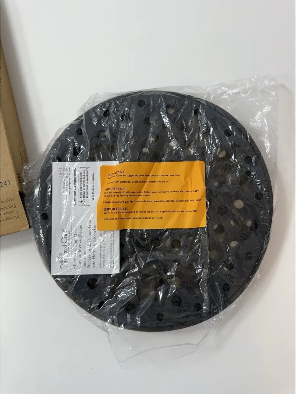 The Pampered Chef ~ Microwave Chip Maker ~ Set of 2 ~ #1241